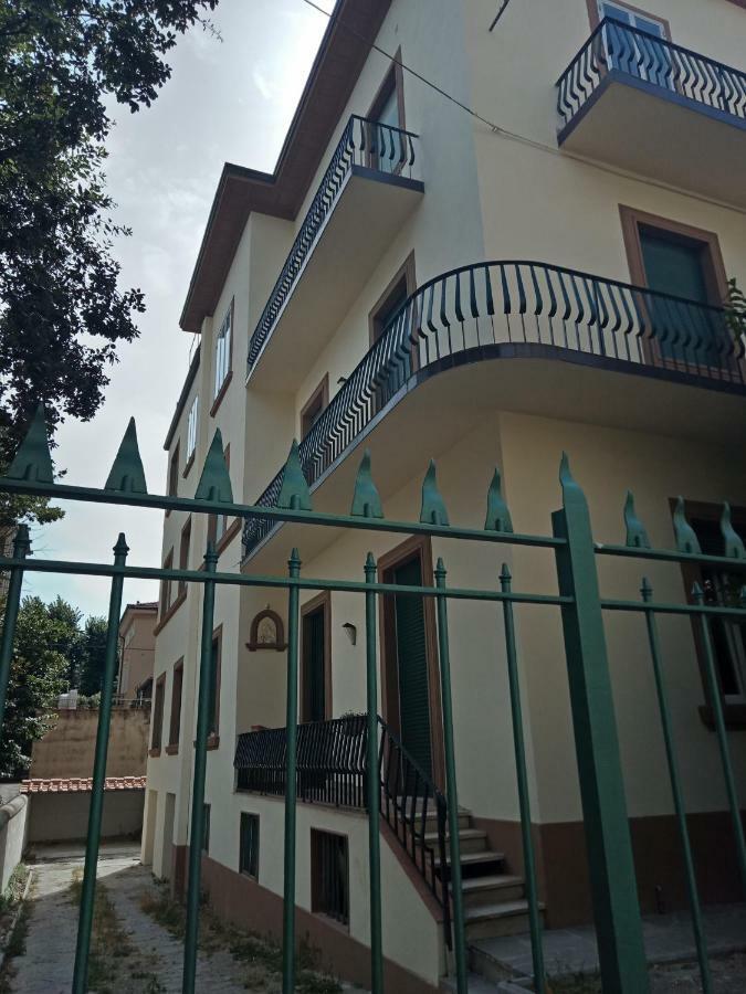 Villa Giove Rooms Πράτο Εξωτερικό φωτογραφία